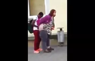 XXX پورنو آماتور دانلود فیلم سکس با مادر بزرگ جلوی دوربین