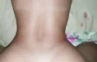 XXX ورزش ها با دانلود فیلم های سکسی جوانان بزرگ در حیاط خانه خودارضایی می کنند